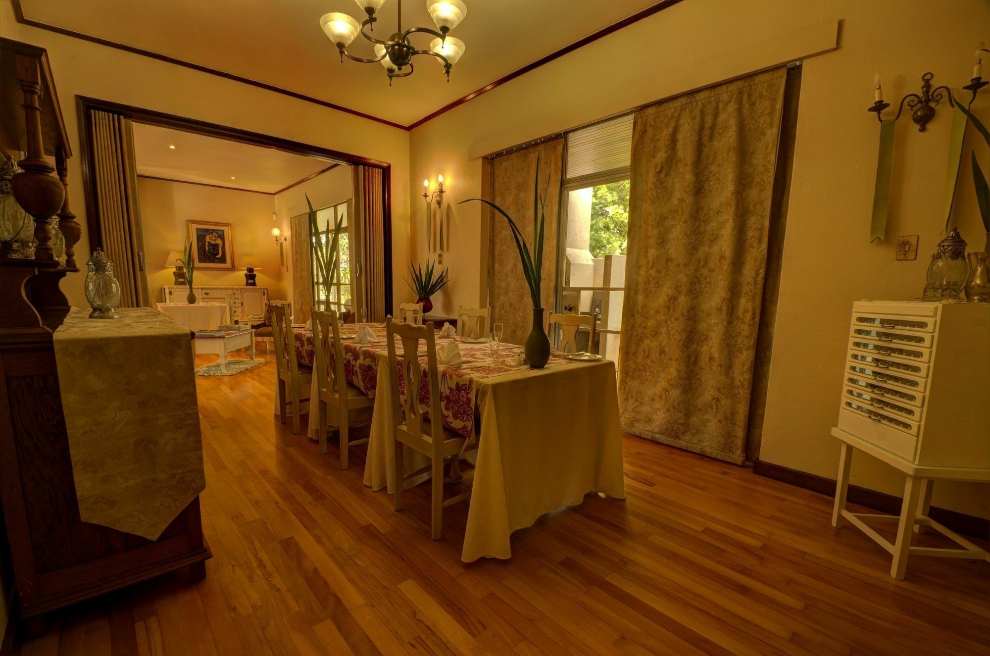 King'S Highway Guest House 西萨默塞特 外观 照片